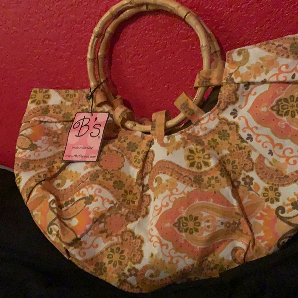 B’s Wooden handle purse